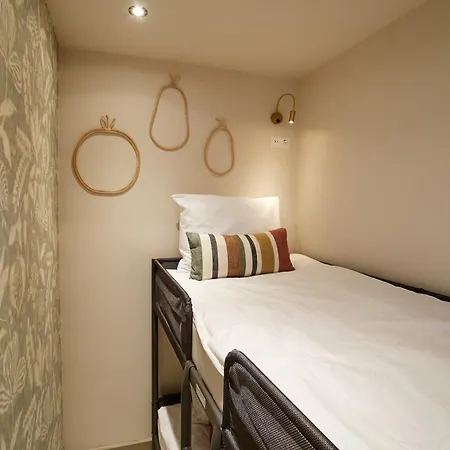 Апартаменты Seaside Design *