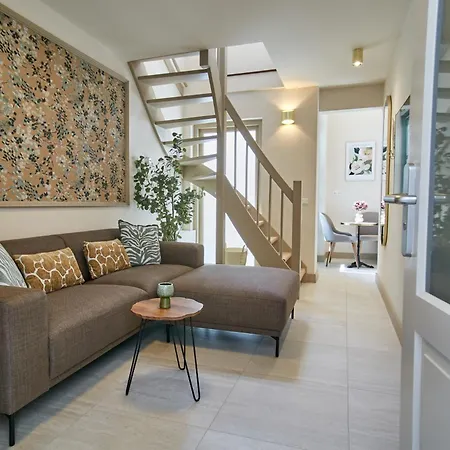 Seaside Design Apartment