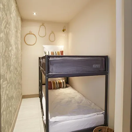 Seaside Design דירה