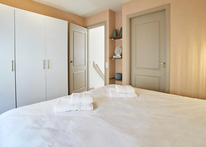 Apartment Seaside Design The Hague