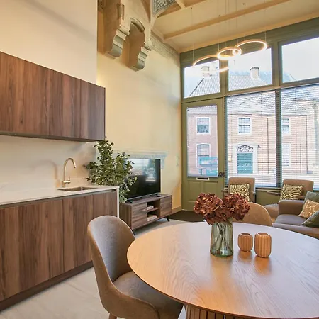 Seaside Design 아파트